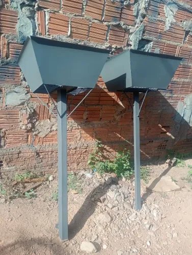 Lixeira 200,00. Entrego somente em várzea grande 