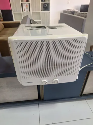 Ar condicionado de janela