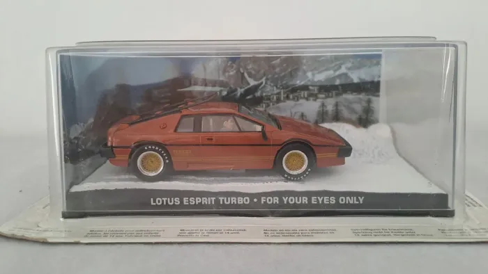 * MT Lotus Esprit Turbo 1:43 James Bond 007 Lacrado no Blister!