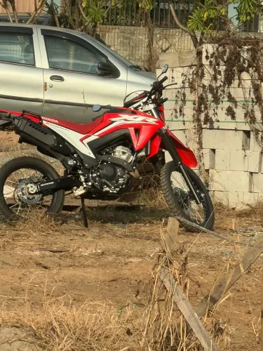 Vendo tornado 300