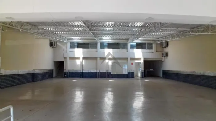 Salão à venda em Campinas, Cambuí, com 454 m²