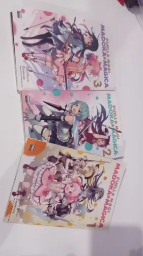 Mangás Madoka mágica clássico vol. 1 a 3 ( Leia a descrição)
