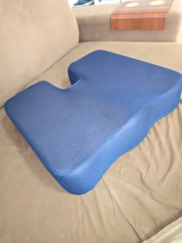 Coccix, Coluna, Vértebras, recuperação, fisioterapia, fissura, almofada especial