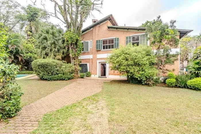Casa com 5 Quartos à Venda, Jardim Luzitânia - São Paulo