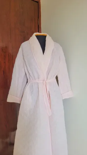 Robe Matelassê Rosa Claro Vintage, Veste 38/40, Boas Condições de Uso