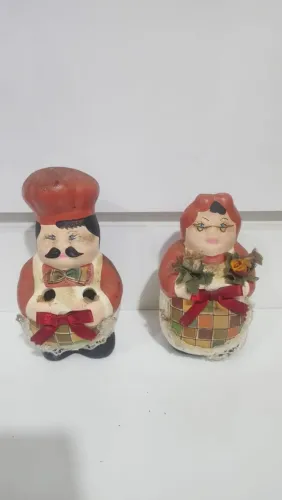 Casal cozinheiros de porcelana