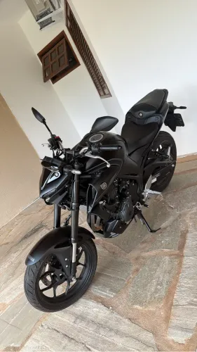 YAMAHA MT03 CONNECTED ABS 2025/2026 1.400KM