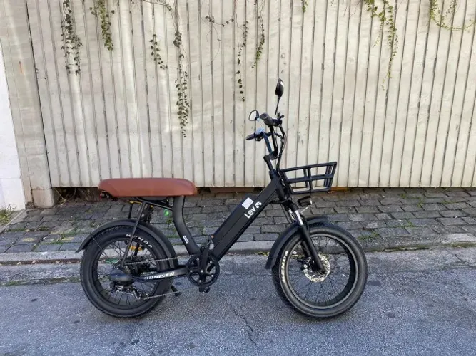 Cruiser restaurada e bateria nova
