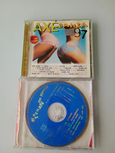 CD É o tchan no Havaí e Axé Bahia 97 kit 2