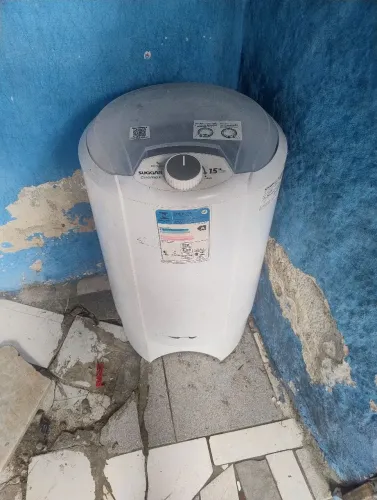 Vendo centrífuga de roupa.