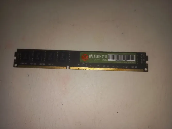 Memoria Ram genérica 1x8 (8gb single Channel)