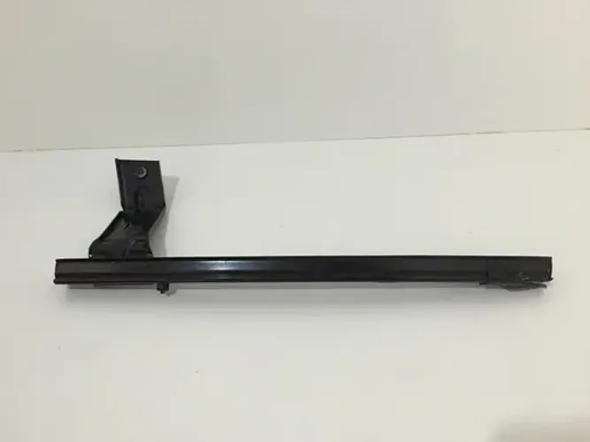 Canaleta Do Vidro Porta Dianteira Esquerda Vw Up 2015