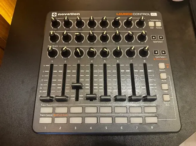 Controlador Novation Launch Control Xl