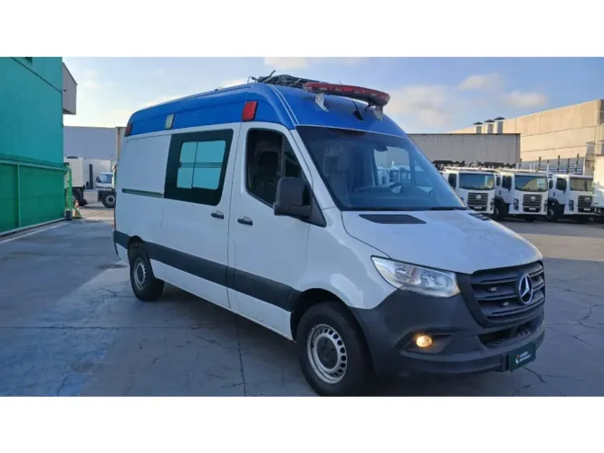 Mercedes-Benz Sprinter 317 Furgão Longo T.a. 2.0 Dies. 2024