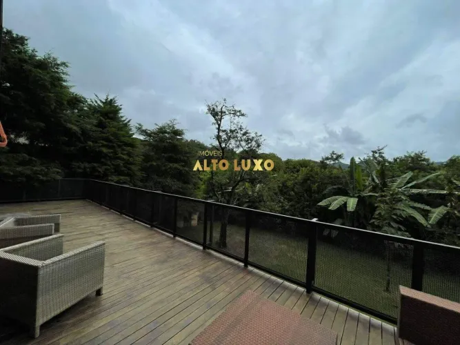 Casa com 5 dormitórios à venda, 336 m² por R$ 2.300.000,00 - Ouro Velho Mansões - Nova Lim