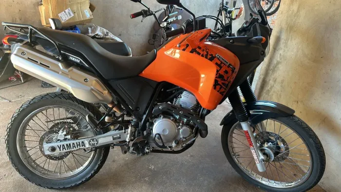 XTZ 250 Tenere