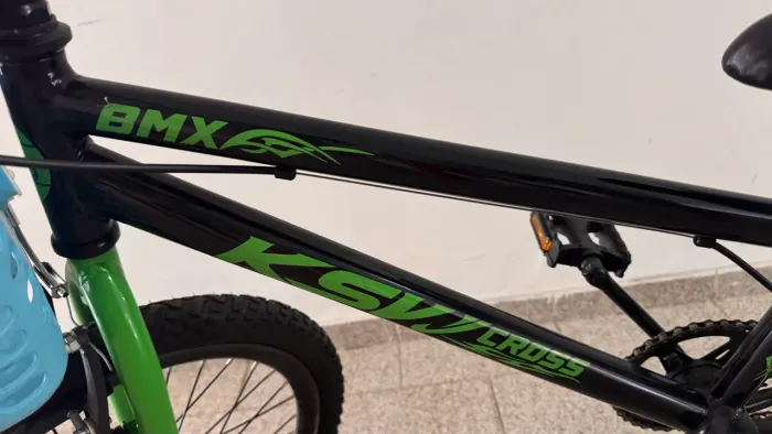 Vendo bicicleta masculina aro 20