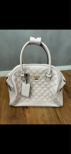 Bolsa Original da Guess. Lindíssima.