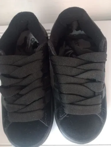 Tênis preto 34