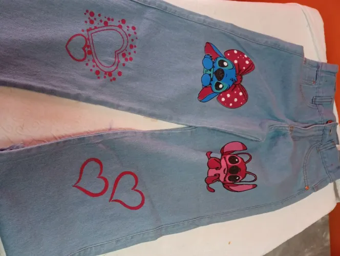 Calça jeans infantil Stitch