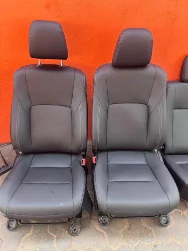 Revestimento para bancos Toyota Hilux