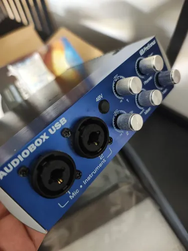 Interface de áudio Presonus áudio Box 24bits