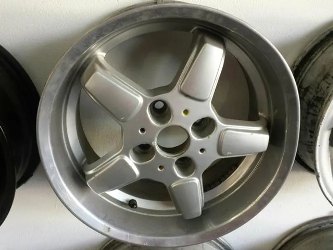 Roda aro 15 scorro estrela Prata tala 7 com borda VW 4X100 jogo