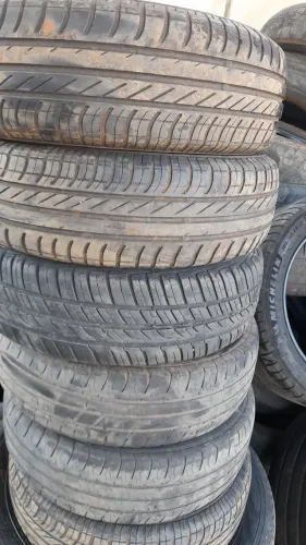 Pneu aro 13,175 70 13 meia vida,150 cada um.