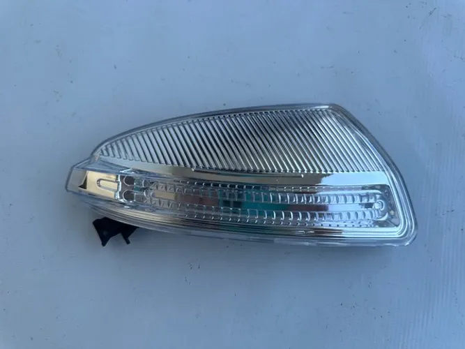 Pisca Retrovisor Direito Mercedes Benz C180 C200 2007 2008 2009