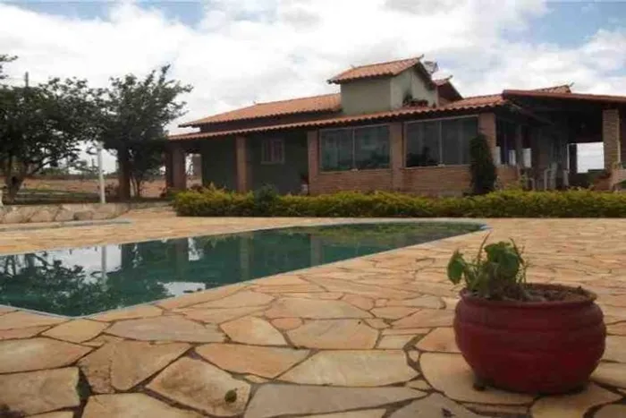 Sitio 5.000m² com piscina próxima a Serra do Cipó, (Temos varias opções).