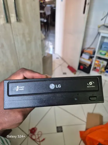 Drive de DVD LG Super Multi Novo Cd Rom LG Super Multi Model Gh22ns30 - Sata