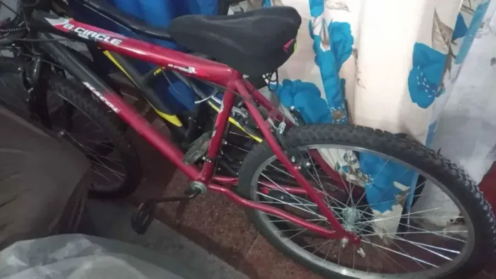 Bicicleta aro 26 seminova (aceito trocas)