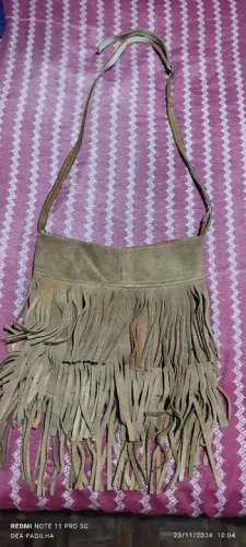 Bolsa de Couro com Franjas