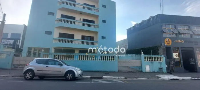 Casa com 4 quartos à venda, 164 m² por R$ 850.000 - Bairro Centro - Guararema/SP