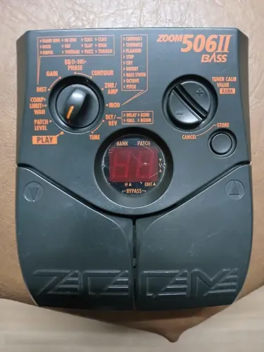 Pedaleira para baixo Zoom 506 II