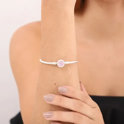 Complete Seu Estilo com a Pulseira para Berloques Pandora em Prata 925!
