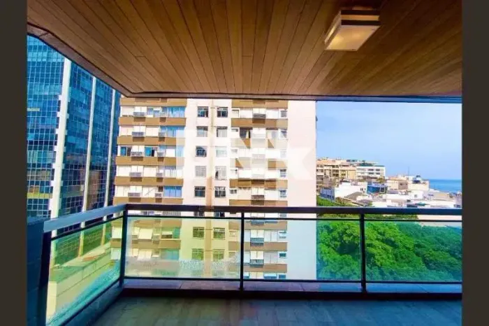 Flat : / Residencial / Ipanema