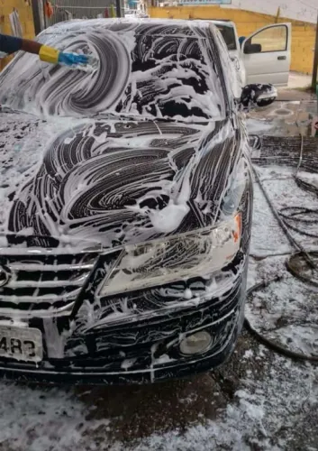 Ajudante de lava rápido
