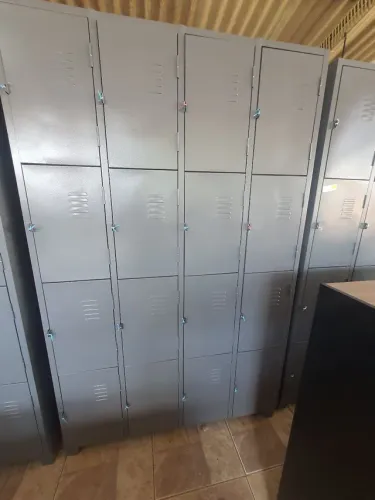 Armário para Funcionários de 16 portas - Novo