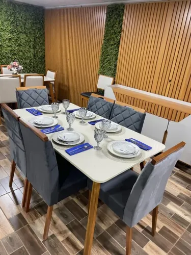 Mesa de Jantar 6 Lugares 160x90 Cadeiras em Madeira 