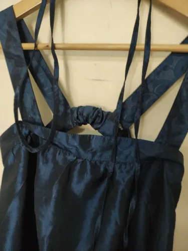 COLLINS Vestido sem uso Tam 38*75,00<br>Azul marinho <br>Altura 78cm<br>Busto até 42cm