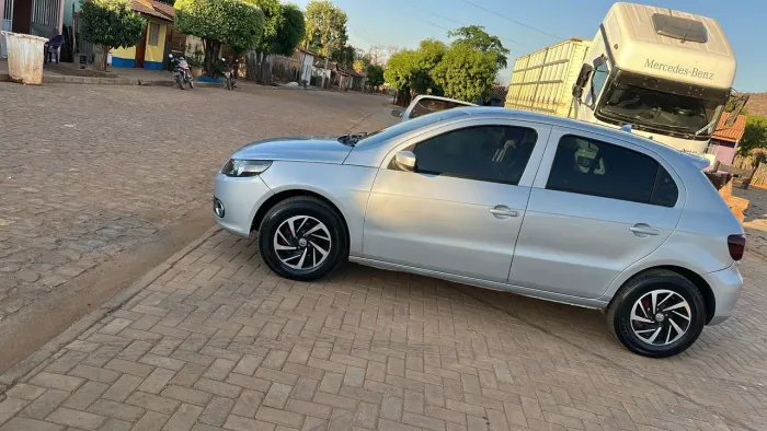 Volkswagen Gol Geração V 1.6 8V MI Total Flex I-motion 4P 2011