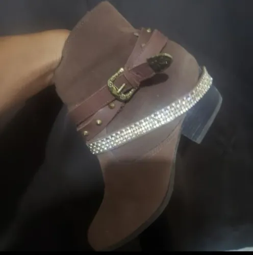 Bota cano curto Arpel 