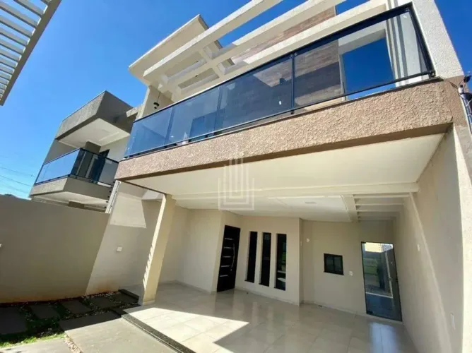 Sobrado à venda, 3 quartos, 1 suíte, 2 vagas, Jardim Belo Horizonte - Medianeira/PR