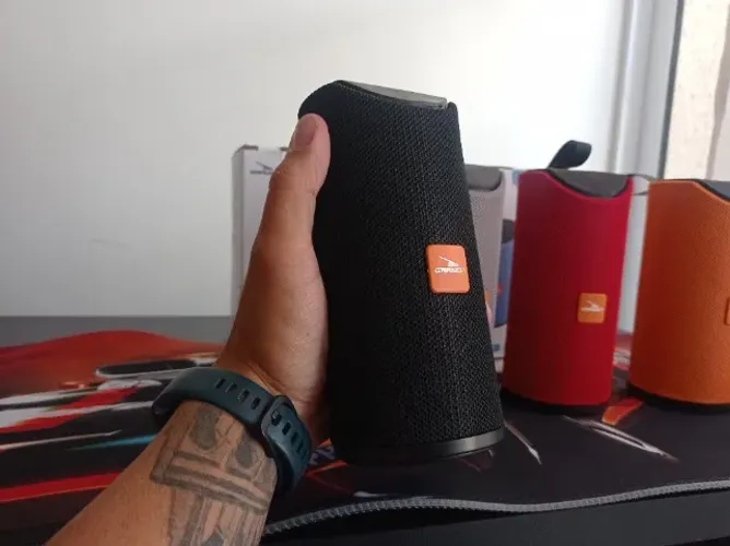 Caixinha de som Bluetooth 10W Nova