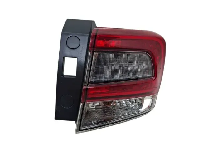 Lanterna traseira direita Subaru XV symmetrical 2.0 16v 2021