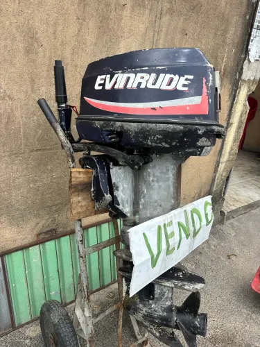 Motor de barco Evinrude 