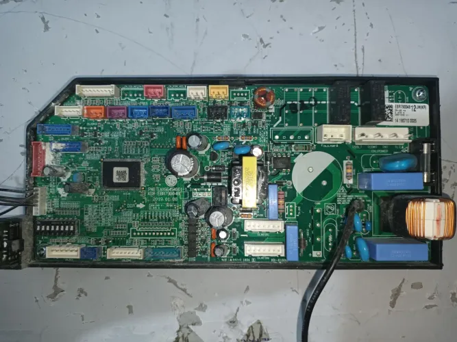 PLACA LG (EBR *) - VRF<br><br>