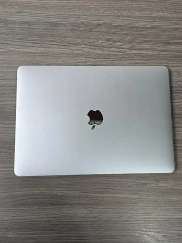 macbook pro 13 2017