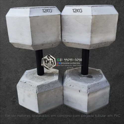Halteres de 12kg o Par (12+12kg = 24kg total) pegada firme PVC base de concreto- R$ 144,00